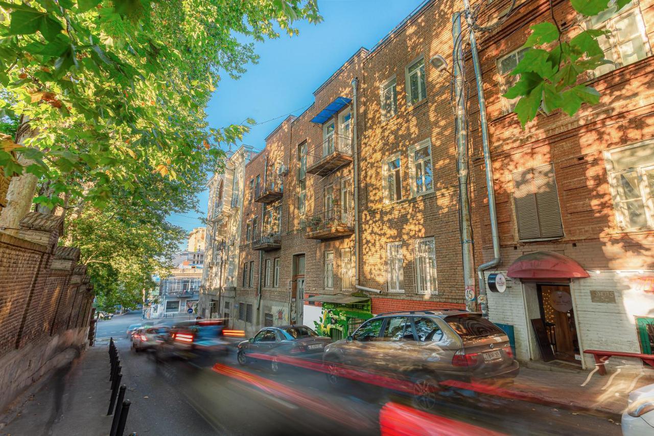 Cozy Room In Old Tbilisi, In Front Of Wine Factory エクステリア 写真